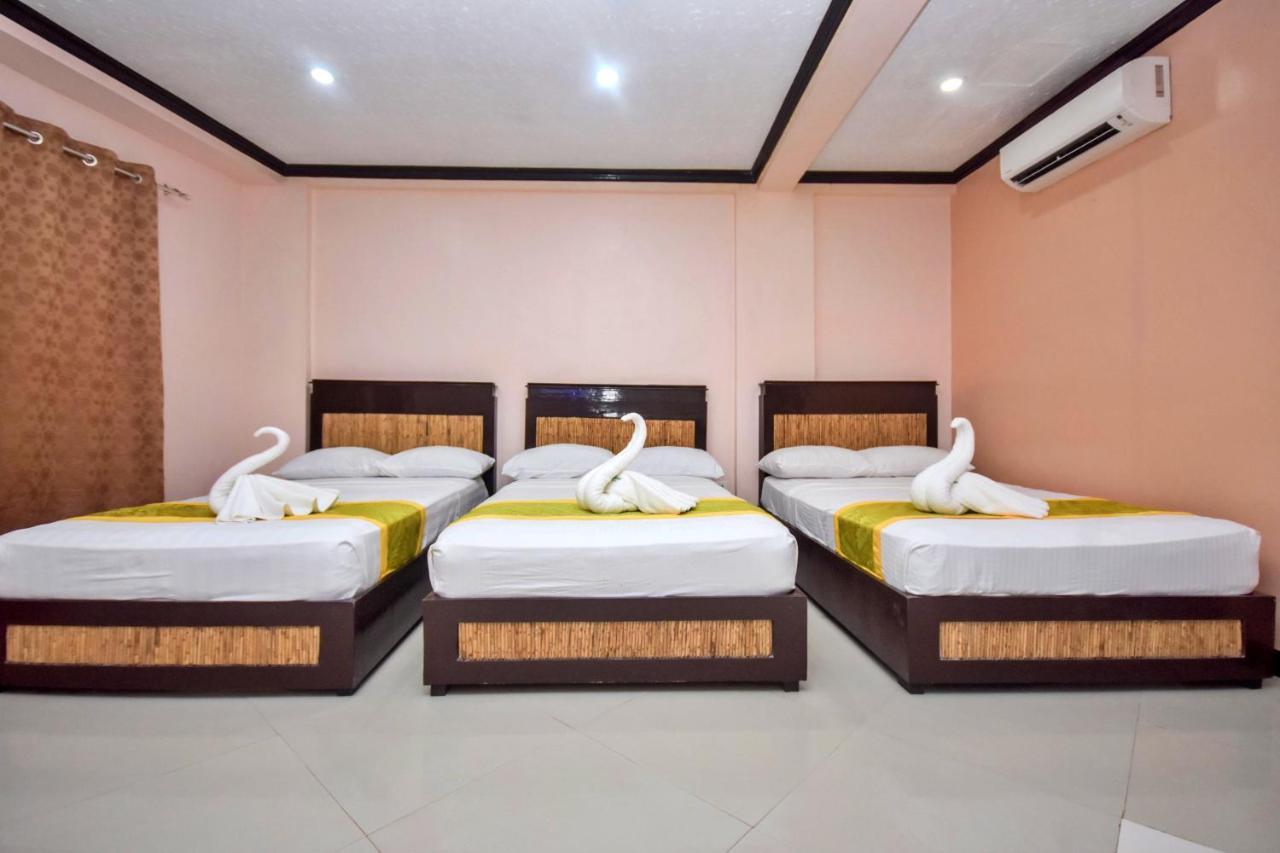 Bamboo Beach Resort & Restaurant Manoc-Manoc Kültér fotó