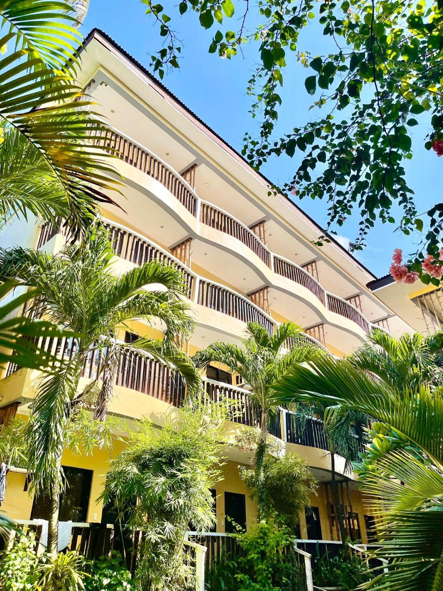 Bamboo Beach Resort & Restaurant Manoc-Manoc Kültér fotó