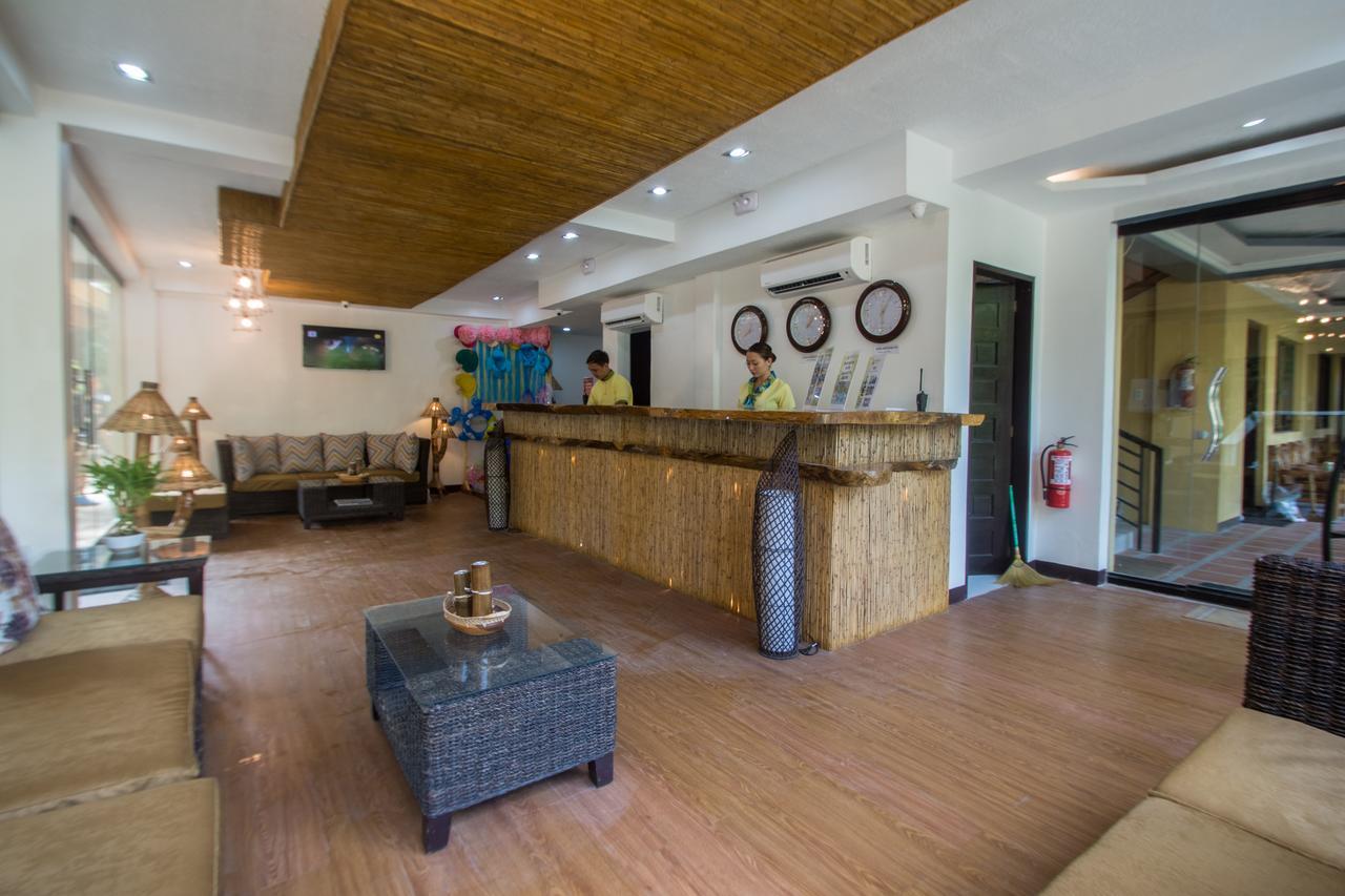 Bamboo Beach Resort & Restaurant Manoc-Manoc Kültér fotó